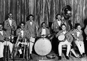 Guy Lombardo and the Royal Canadians in Port Stanley, London, Ontario before leaving for Cleveland Photo courtesy free-classic-music.com
